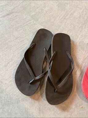 Everyday brown Flip Flop Sandals